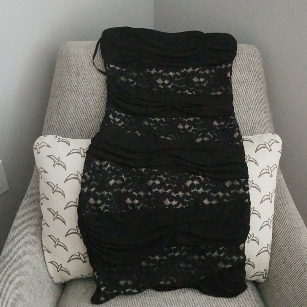 Bebe dress